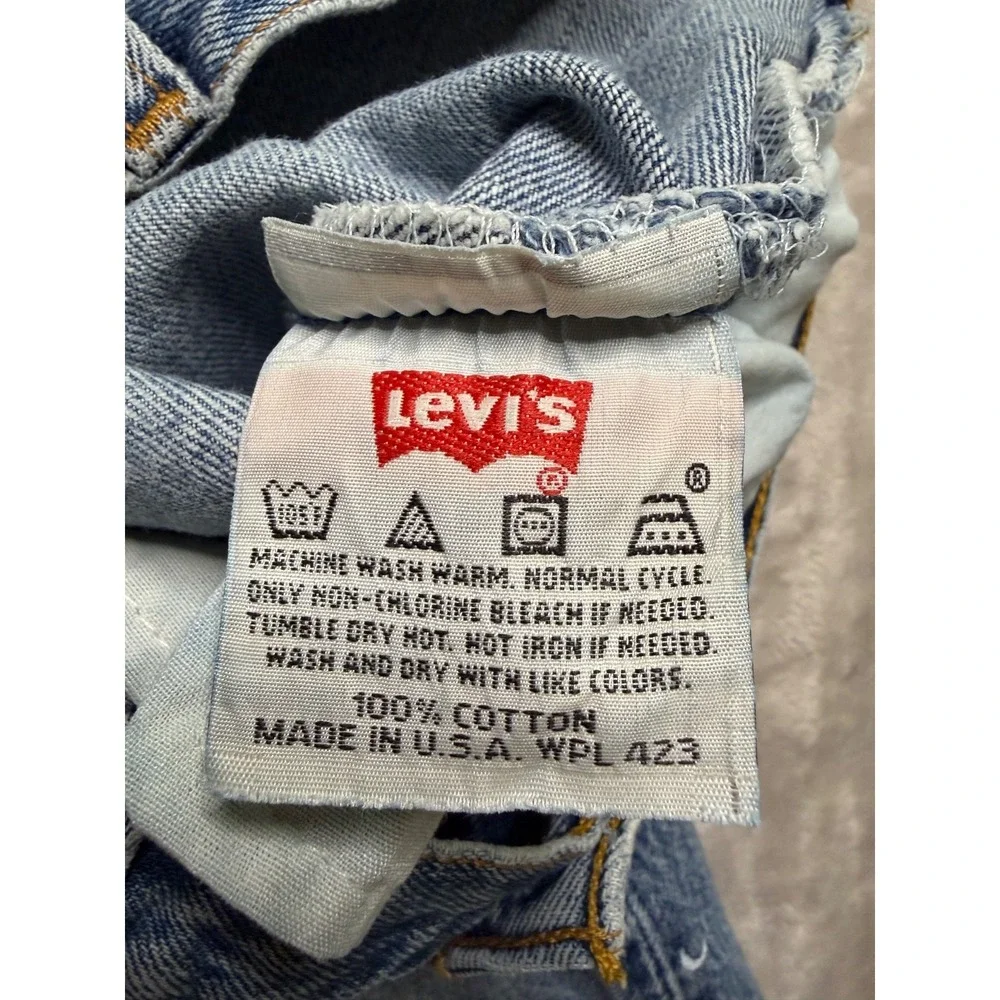 Vintage Levi's 501 Jeans Actual 32x29 Blue Denim Light Wash Distressed USA 90s